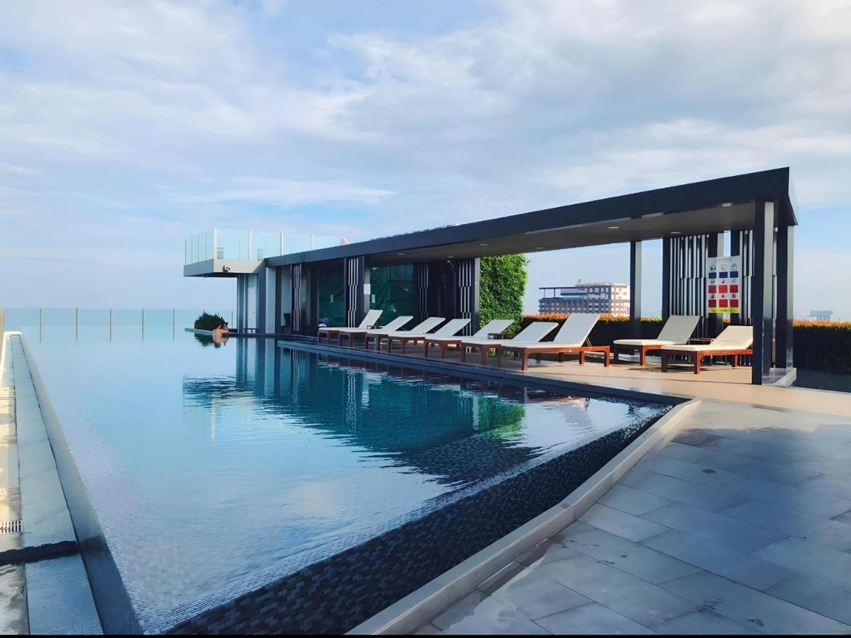 Amazing Infinity Pool Condo Next To The Beach パッタヤー エクステリア 写真