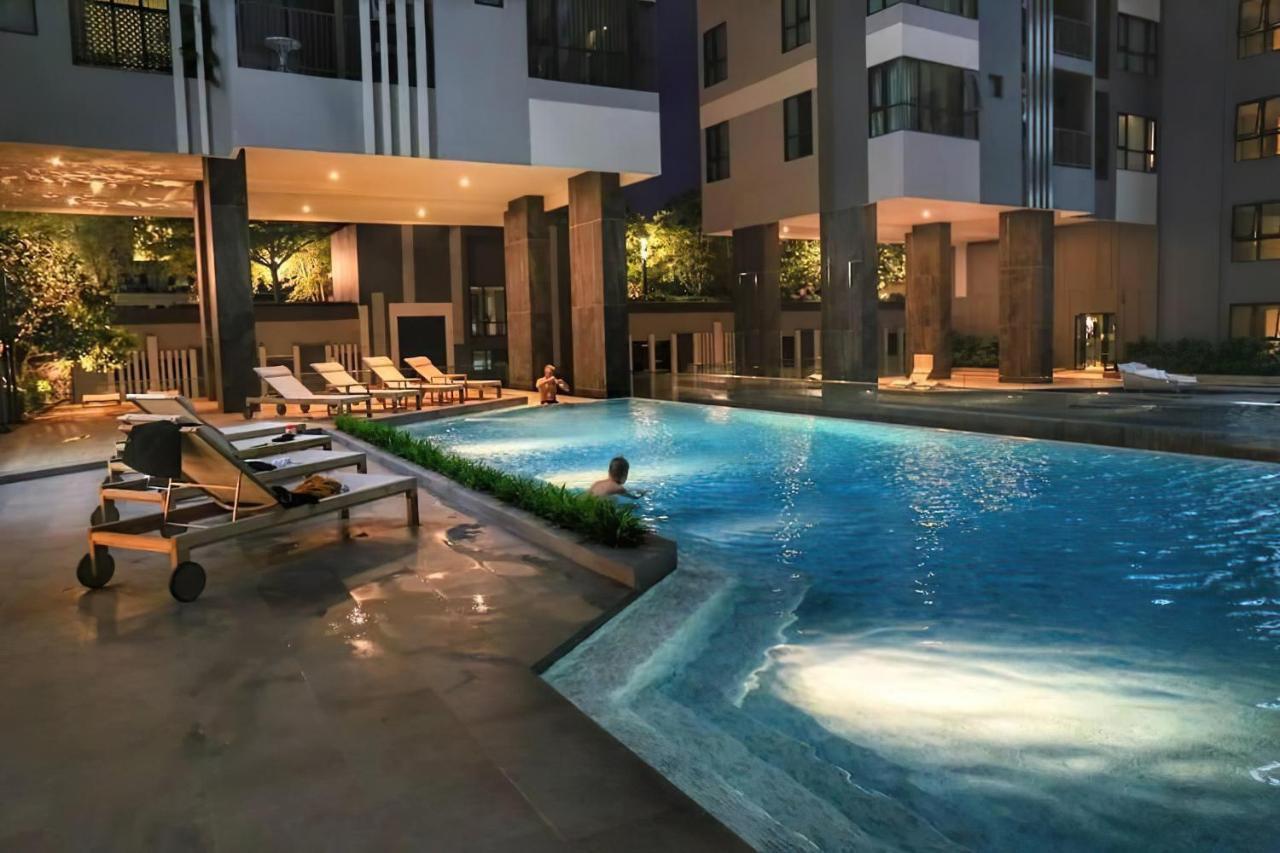 Amazing Infinity Pool Condo Next To The Beach パッタヤー エクステリア 写真